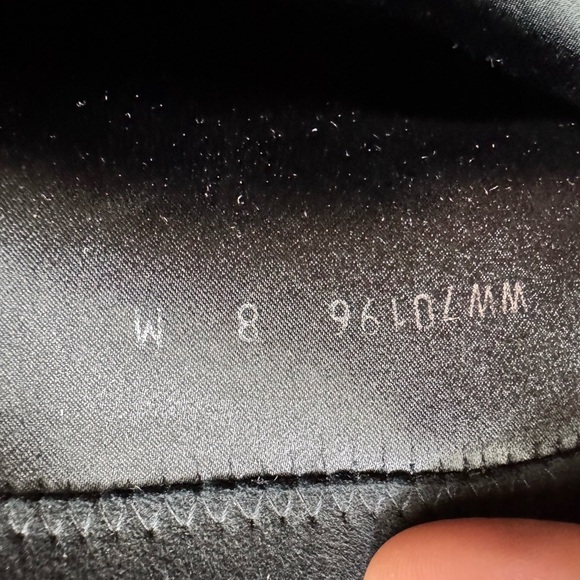 Stuart Weitzman Women's Black Over-the-Knee Boots - Picture 14 of 17